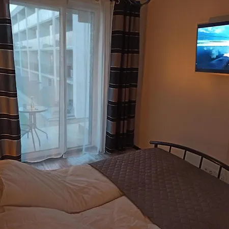 Czarna Perla Daire Kolobrzeg